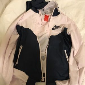 Nike windbreaker